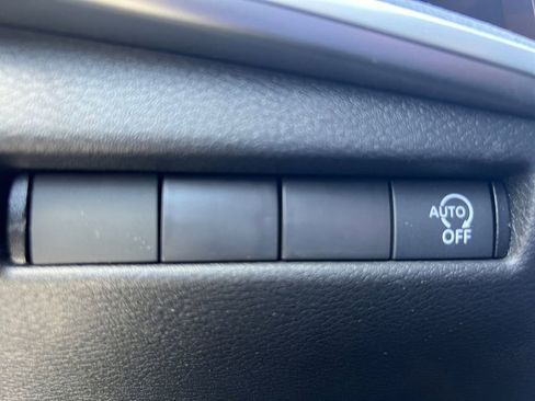 New 2026 Nissan Kicks SV image 25