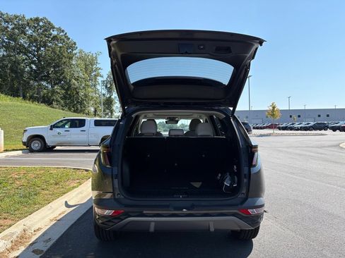 Used 2023 Hyundai Tucson Limited AWD/4WD image 11