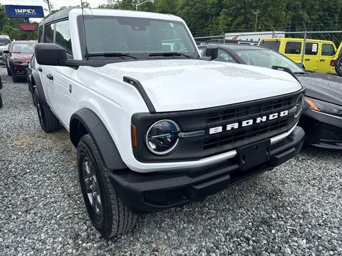Used 2025 Ford Bronco Big Bend AWD/4WD image 2