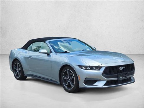 Used 2024 Ford Mustang Premium RWD image 3