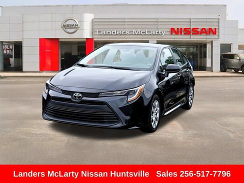 Used 2024 Toyota Corolla LE FWD image 3