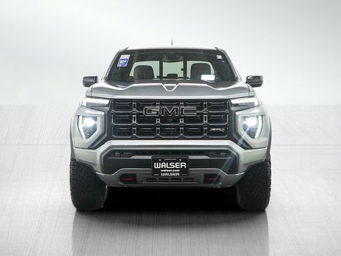 Used 2023 GMC Canyon AT4 w/ AT4 Premium Package AWD/4WD image 8