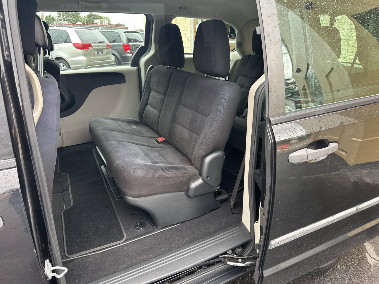 Used 2014 Dodge Grand Caravan FWD image 7