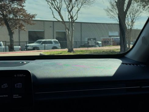 Used 2025 Hyundai Kona SEL image 35