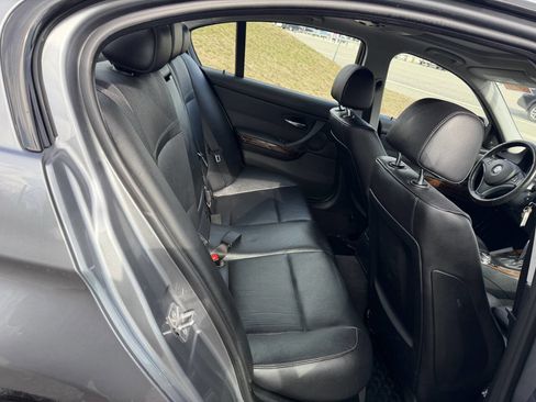 Used 2011 BMW 335i xDrive Sedan image 13