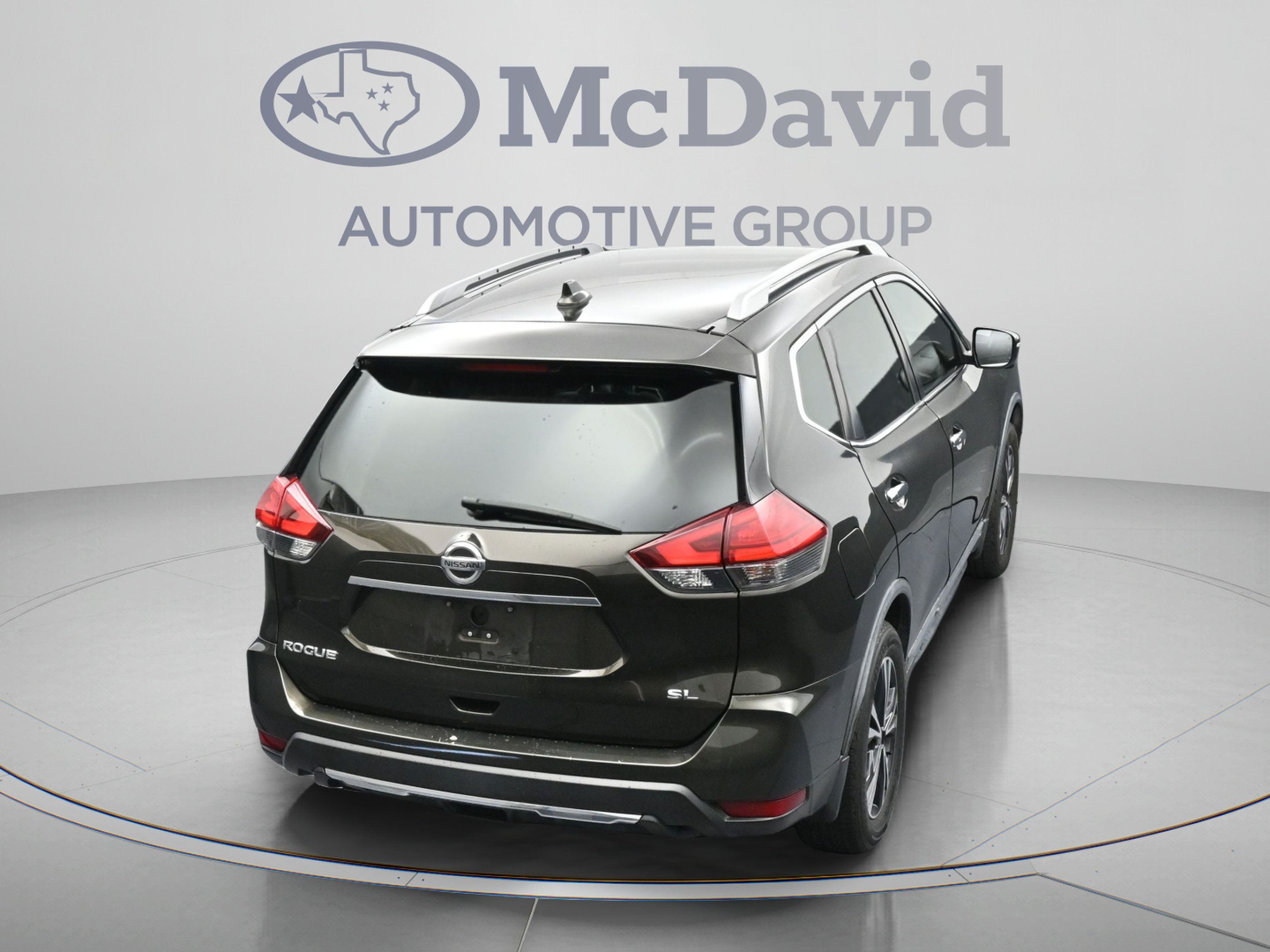 Used 2017 Nissan Rogue SL FWD image 38