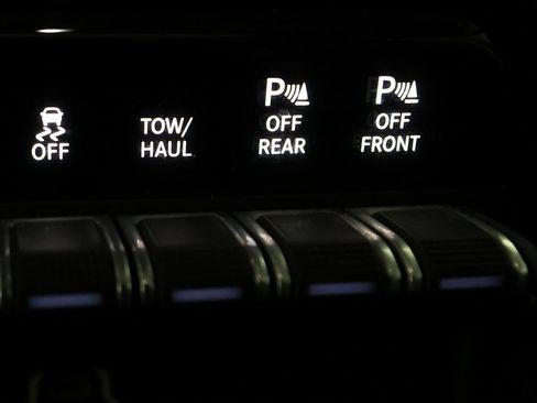 Used 2021 RAM 1500 Laramie w/ Laramie Southwest Edition RWD image 22