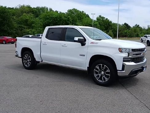 Used 2021 Chevrolet Silverado 1500 LT w/ Texas Edition Plus image 2