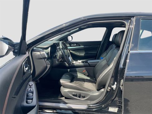 Used 2022 Nissan Maxima SR w/ Sport Mat Group image 22