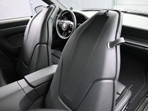 New 2026 Porsche 911 Carrera S image 23