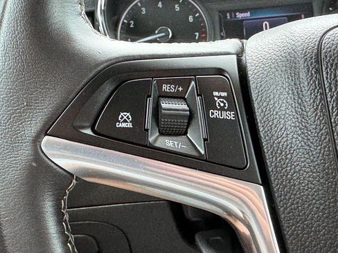 Used 2020 Buick Encore Preferred w/ Safety Package FWD image 19