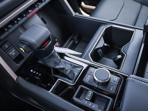 New 2026 Toyota Tundra Limited AWD/4WD image 26
