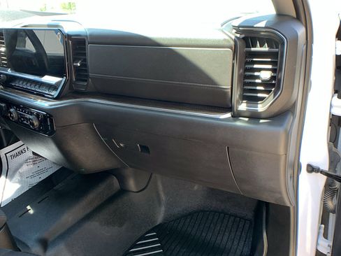 Used 2024 Chevrolet Silverado 2500 LT AWD/4WD image 29
