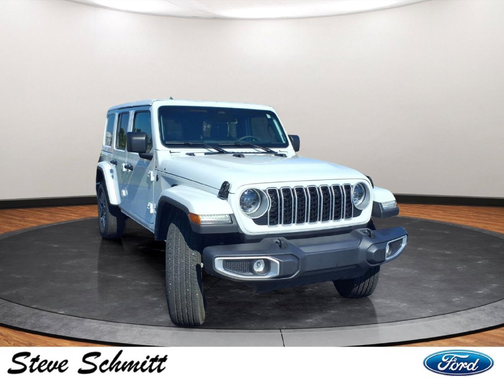 Used 2026 Jeep Wrangler Unlimited Sahara AWD/4WD image 24
