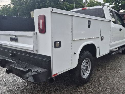 Used 2020 Ford F250 XL w/ Power Equipment Group AWD/4WD image 6