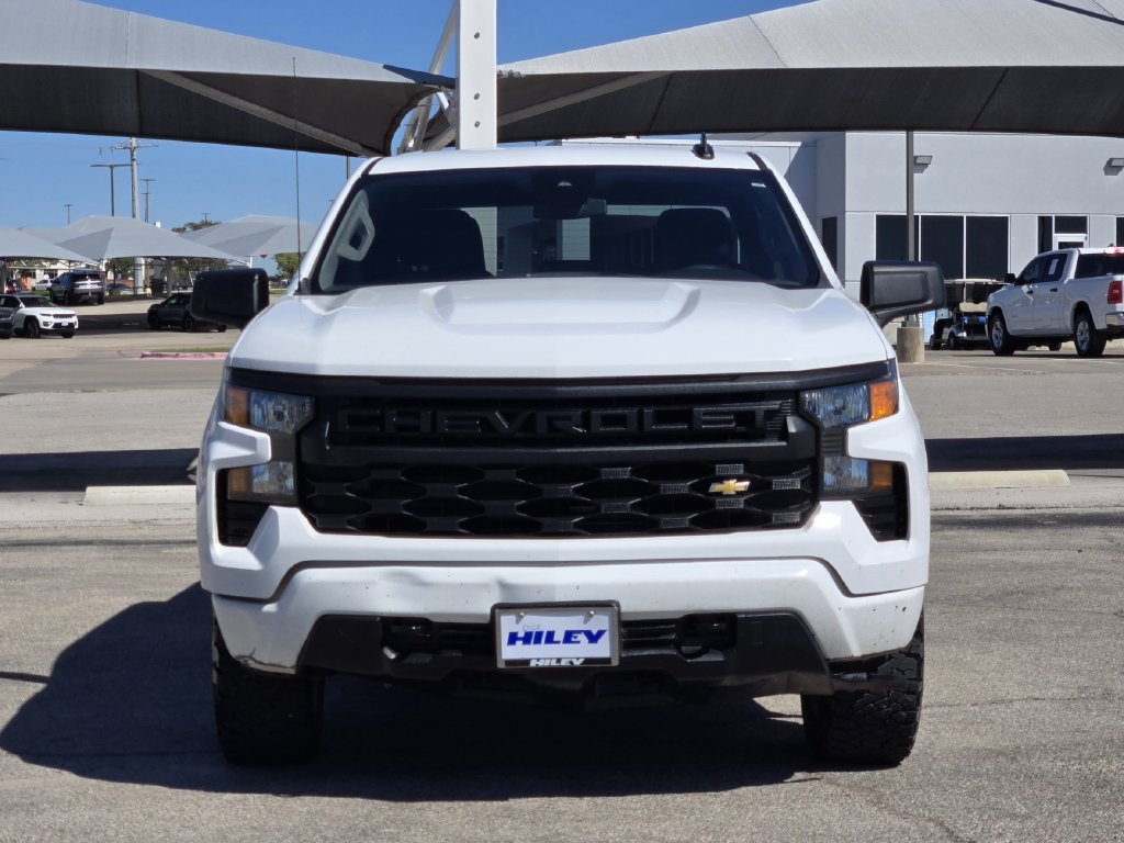 Used 2024 Chevrolet Silverado 1500 Custom AWD/4WD image 2