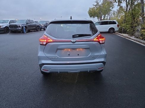 Used 2024 Nissan Kicks SV image 20