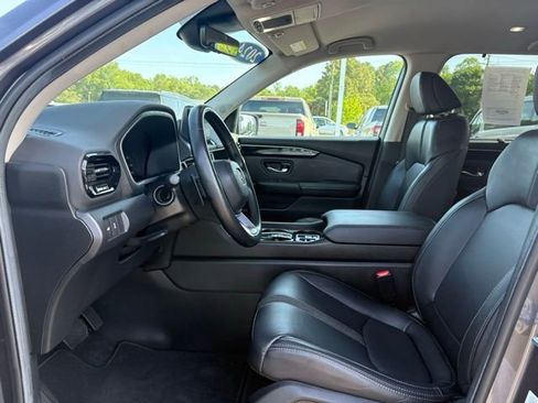 Used 2024 Honda Pilot EX-L image 9