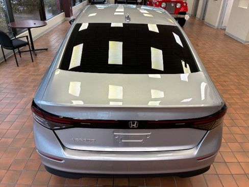 Used 2024 Honda Accord EX image 13