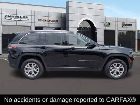 Used 2022 Jeep Grand Cherokee Limited RWD image 2