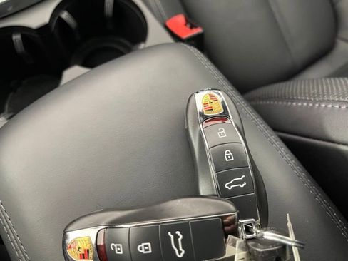 New 2025 Porsche Macan image 44