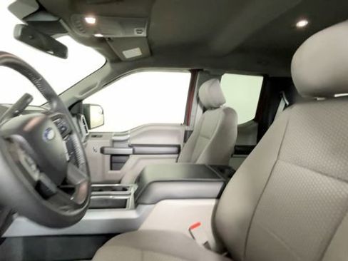 Used 2020 Ford F150 XLT w/ Equipment Group 302A Luxury AWD/4WD image 22