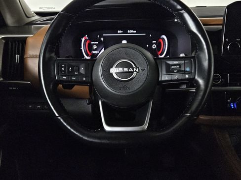 Used 2023 Nissan Pathfinder Platinum AWD/4WD image 12
