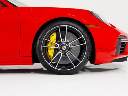 Used 2021 Porsche 911 Turbo S image 13