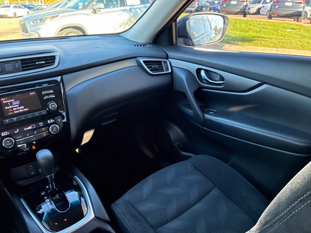 Used 2014 Nissan Rogue SV AWD/4WD image 27