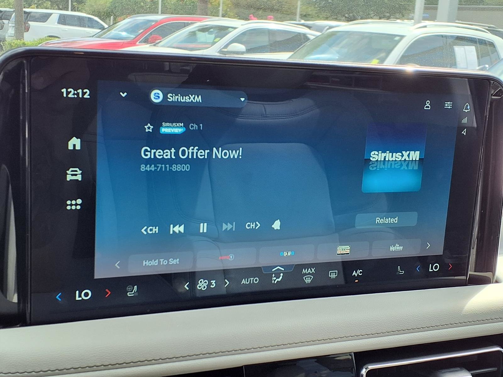 Used 2026 Lincoln Aviator Reserve w/ Luxury Package RWD image 5