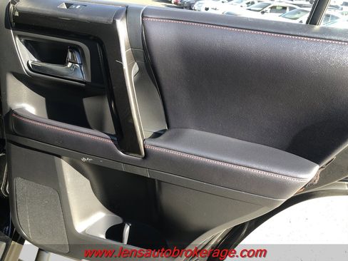 Used 2018 Toyota 4Runner TRD Pro image 19