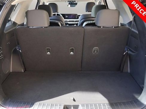 Used 2023 Hyundai Palisade Limited image 16