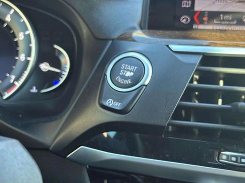 Used 2019 BMW X3 sDrive30i w/ Driving Assistance Package image 15