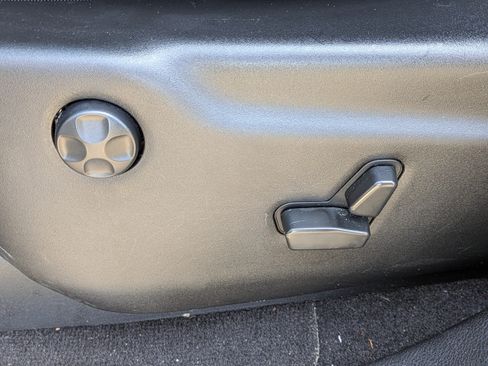 Used 2022 Dodge Durango GT RWD image 19