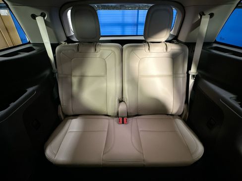 Used 2020 Lincoln Aviator Reserve w/ Equipment Group 201A image 27