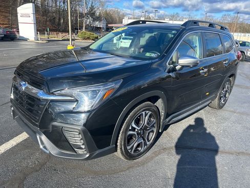 Used 2023 Subaru Ascent Touring image 1
