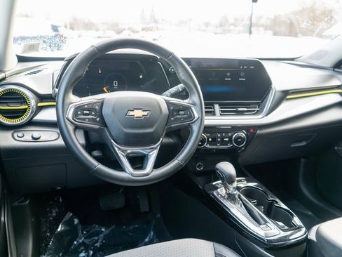 Used 2024 Chevrolet Trax LT w/ Driver Confidence Package image 13