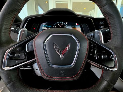 Used 2023 Chevrolet Corvette Stingray Premium Conv w/ Z51 Performance Package RWD image 27