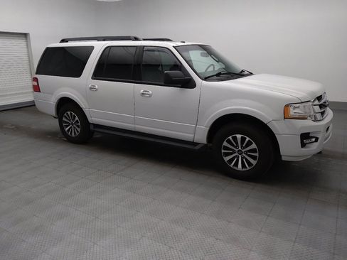 Used 2017 Ford Expedition EL XLT w/ Equipment Group 201A AWD/4WD image 11