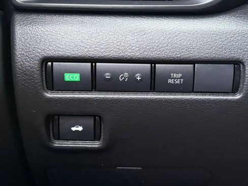 Certified 2024 Nissan Sentra S image 20