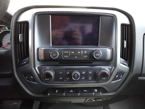 Used 2019 Chevrolet Silverado 2500 LT w/ Custom Sport Edition AWD/4WD image 22