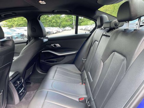 Used 2019 BMW 330i xDrive Sedan w/ M Sport Package AWD/4WD image 12
