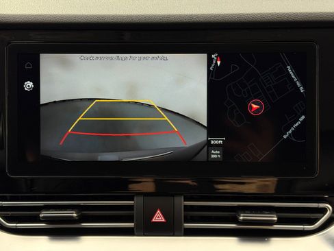 Used 2022 Kia Niro EX w/ Cold Weather Package image 27