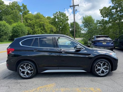 Used 2019 BMW X1 xDrive28i w/ Convenience Package AWD/4WD image 7