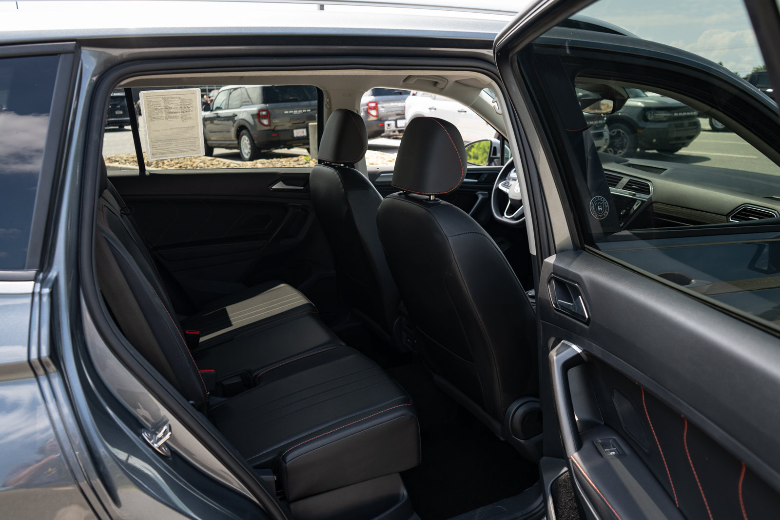 Used 2024 Volkswagen Tiguan Wolfsburg Edition AWD/4WD image 20