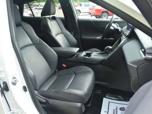 Used 2023 Toyota Venza Nightshade AWD/4WD image 22