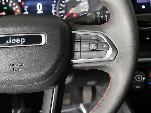 Used 2024 Jeep Compass Trailhawk AWD/4WD image 37