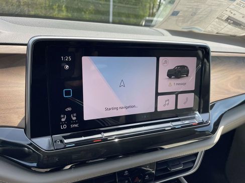 New 2026 Volkswagen Atlas SE FWD image 25