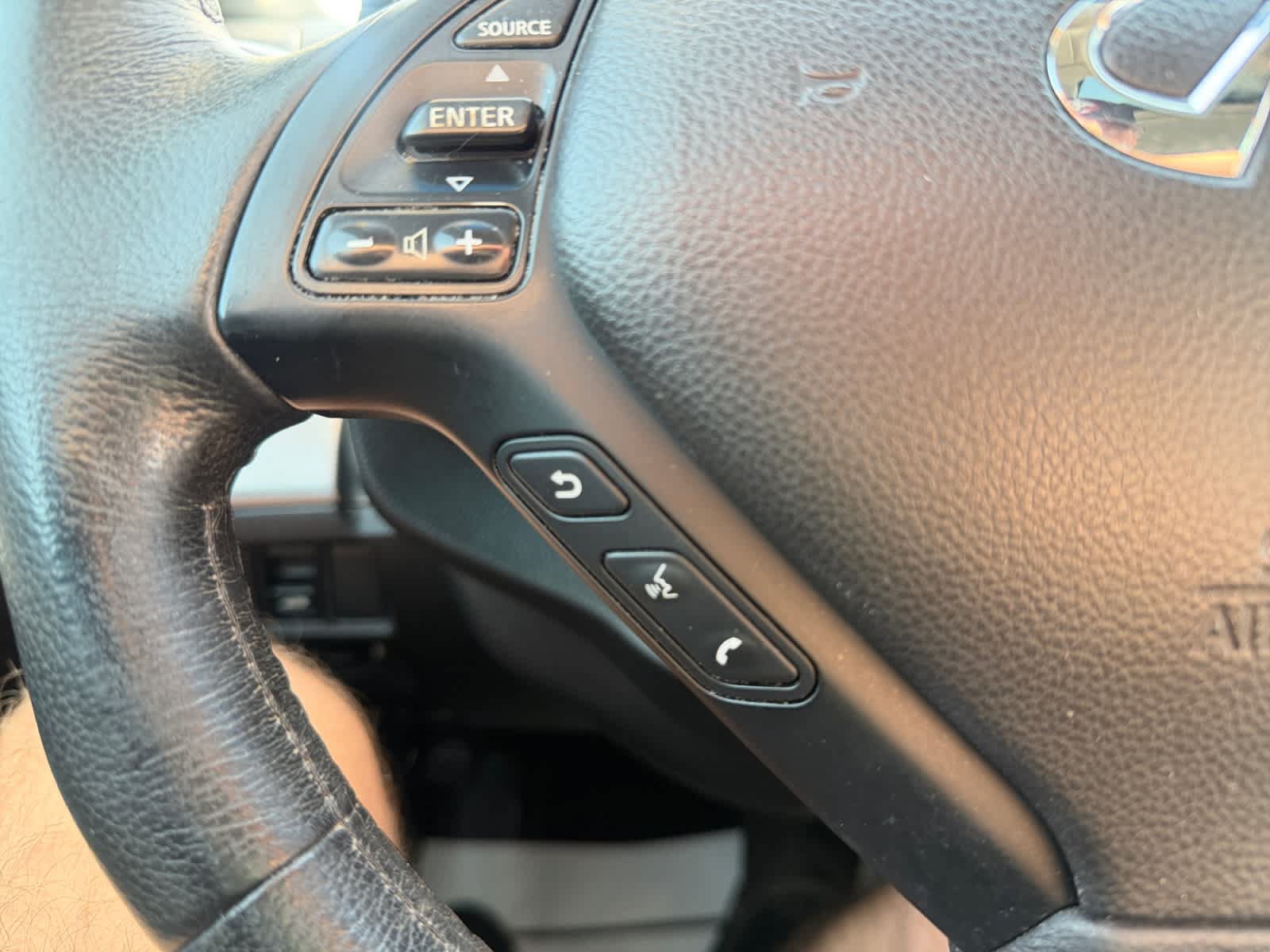 Used 2015 INFINITI Q40 AWD w/ Navigation Package image 36