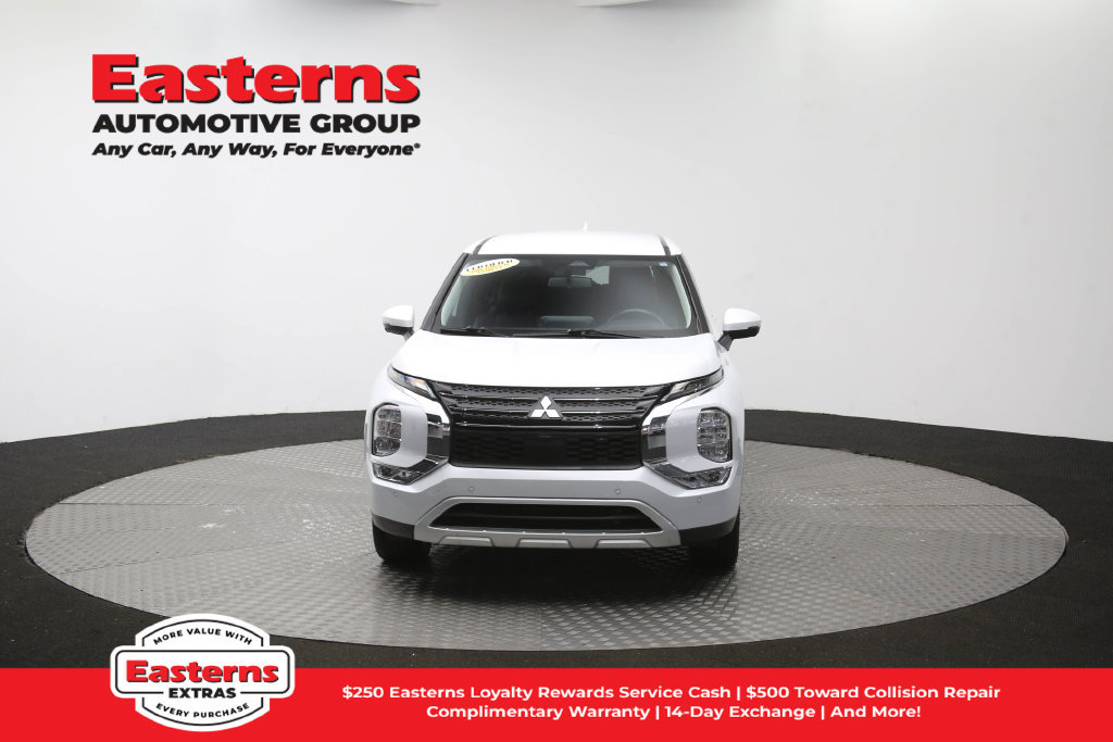 Used 2024 Mitsubishi Outlander SE FWD image 55